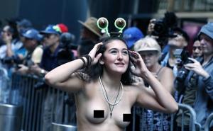 New York: Paradom u toplesu ženu skrenule pažnju na diskriminaciju