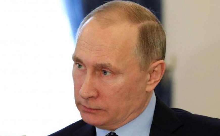 Putin: Ubistvo Zakharchenka je podli čin, Rusija će uvijek biti s Donbasom