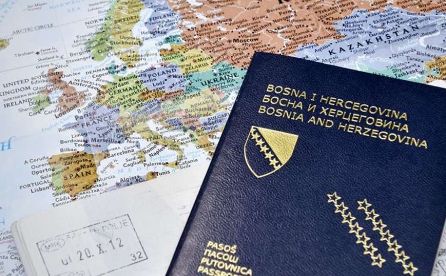  Cijele porodice napuštaju Bosnu i Hercegovinu