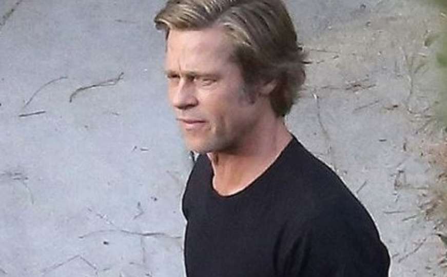Bradu Pittu godi samački život: Top forma, duža kosa i prepoznatljivi stil