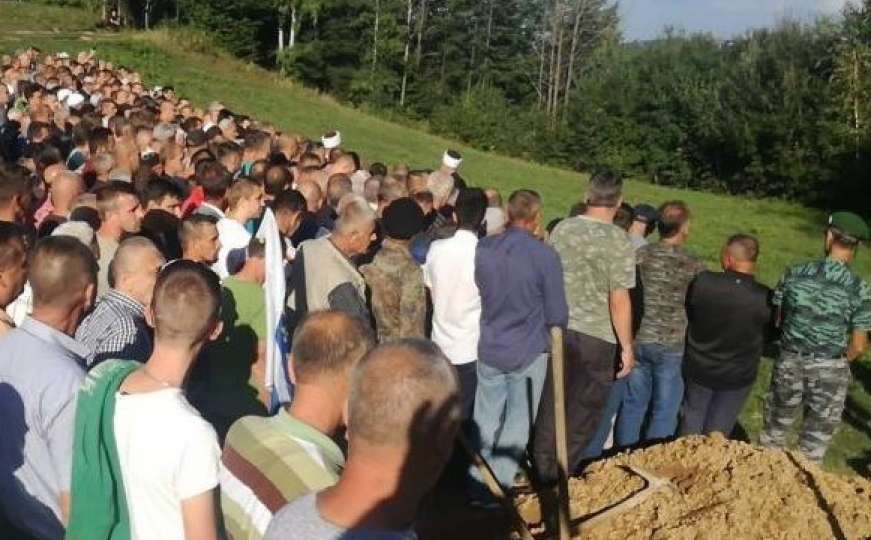 Klanjana dženaza demobilisanom borcu Rami Bećiroviću