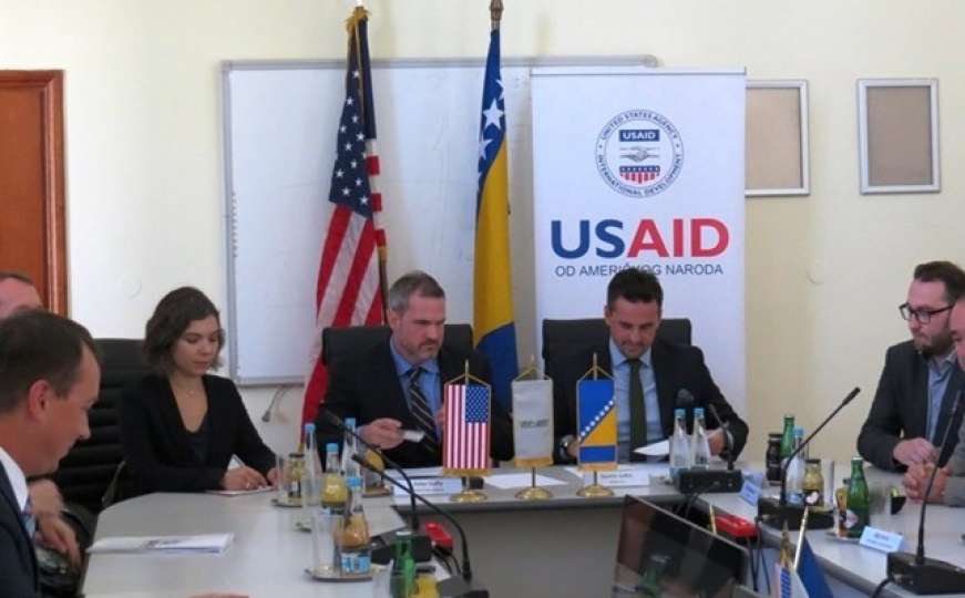 Ulaganja u infrastrukturu: USAID misija u BiH i BH Gas šire saradnju