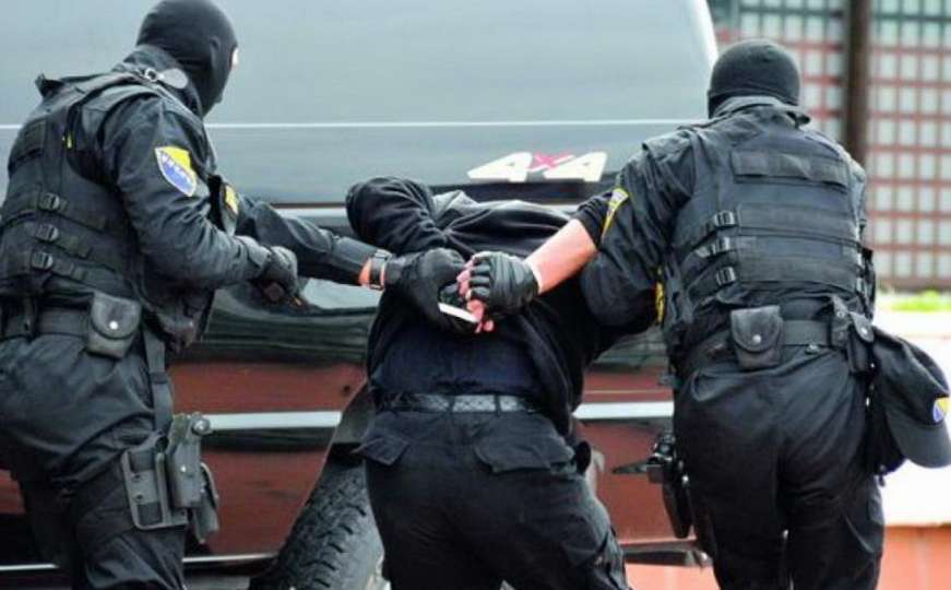 Sarajevska policija provela dvije akcije: Pretresi i hapšenja zbog droge