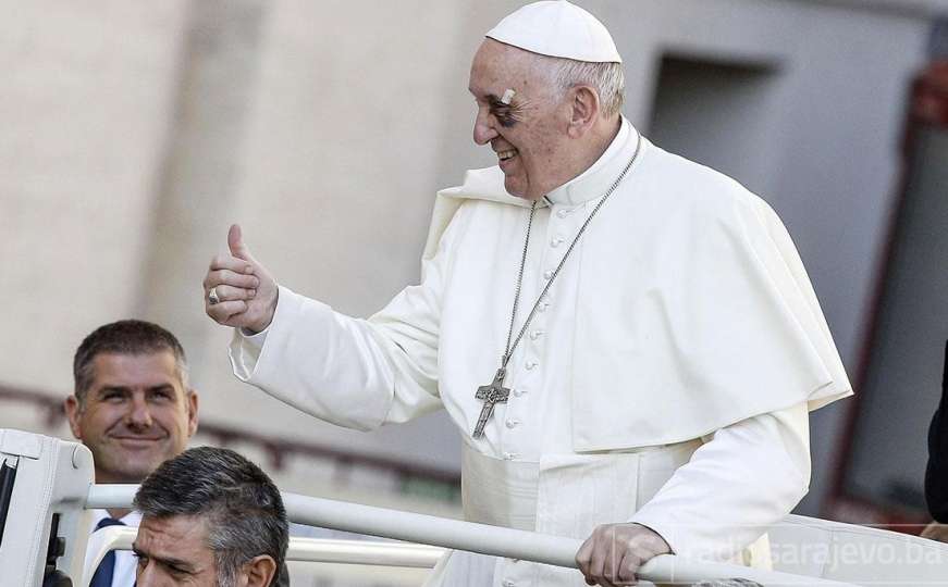 Papa Franjo spašava svoj ugled: Prvi put u historiji poziv za sve svjetske biskupe