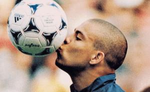 Fudbalski genije, mađioničaru, najveći majstore "bubamare", sretan ti rođendan