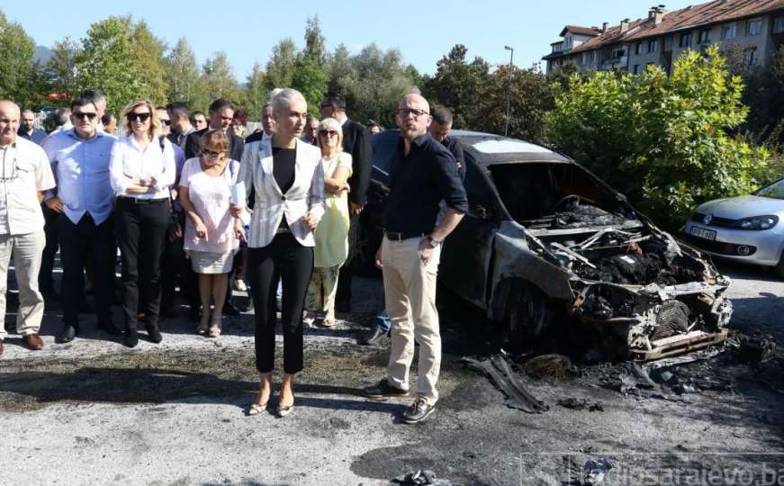 Potpredsjednica SBB-a održala konferenciju nakon što joj je zapaljen automobil