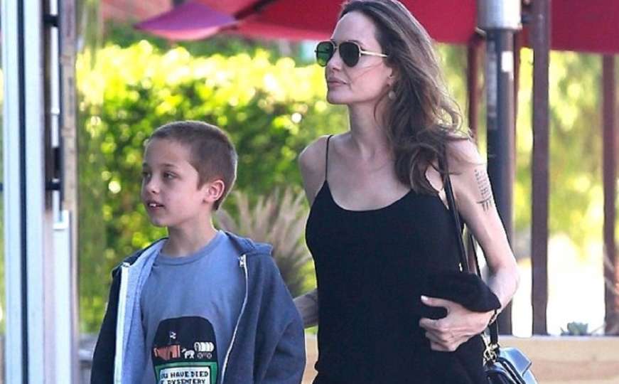 Nakon skrivanja ispod odjeće: Angelina Jolie otkrila jako mršave ruke