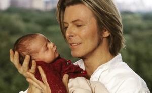 Kćerka Davida Bowieja izrasla u prelijepu djevojku