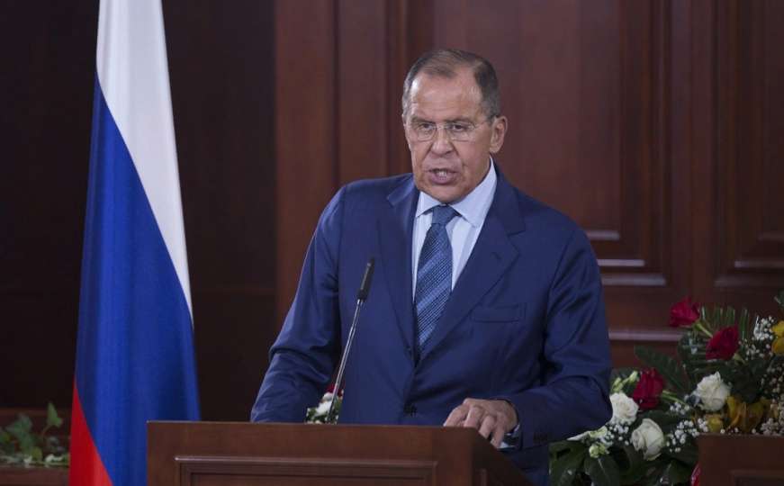 Lavrov: Protiv smo vještačkog izbora - ili ste s nama ili s Rusijom