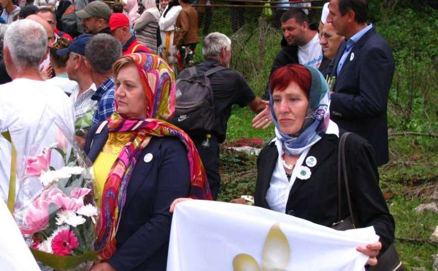 Mjesto na kojem je ubijeno 1.600 Bošnjaka: 26. godišnjica stradanja u Sušici