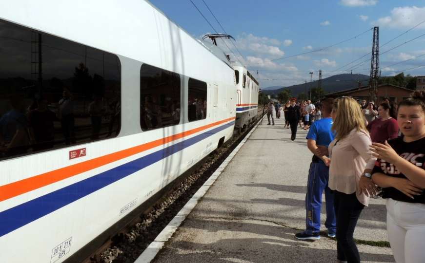 Linija Bihać-Sarajevo opravdala očekivanja: Vozom putovalo 2.000 putnika