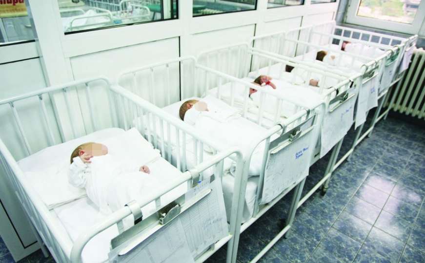 Demografska katastrofa: Rođeno 2,46 posto manje djece