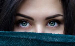 Najčešće greške koje svi pravimo pri sređivanju obrva