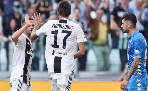 Juventus bolji od Napolija: Pogledajte kako je Pjanić srušio Ronalda nakon gola