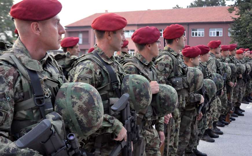Vučić o situaciji na Kosovu: Vojska Srbije do daljeg u pripravnosti
