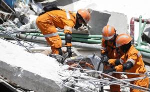 Broj poginulih u zemljotresu i cunamiju porastao na 844
