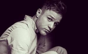 Olly Murs feat Snoop Dogg - Moves