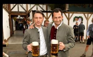 Nazdravite, drugovi: Kovač i Salihamidžić predvodili Bayern na Oktobarfestu