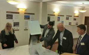 U Ambasadi BiH u Australiji prvi put obavljeno glasanje za izbore