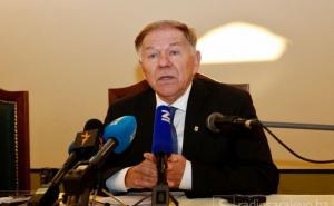 Ivo Komšić reagirao na lažne i apsurdne teze Mirjane Kasapović i Globusa