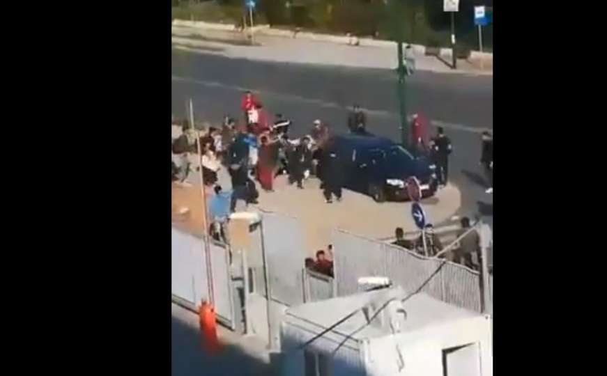 Sarajevo: Pogledajte masovnu tuču više od 30 migranata, ima povrijeđenih