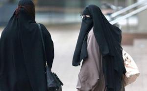 Alžir: Zabrana nikaba i burki na radnom mjestu