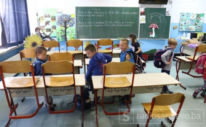 10+ koraka za bolje obrazovanje u BiH: Politici nije mjesto u školskim klupama 