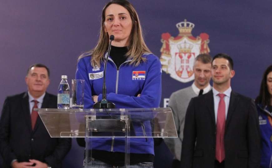 Dodik s Vučićem u Beogradu dočekao odbojkašice