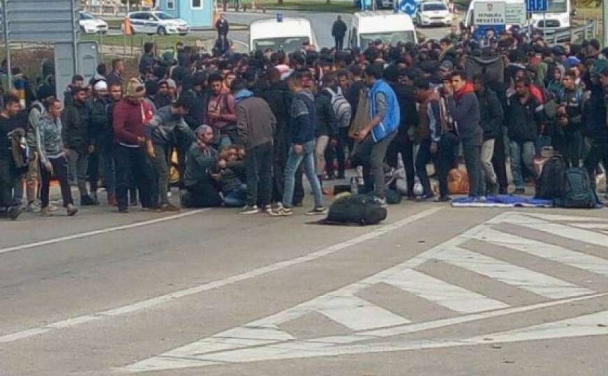 Grupa migranta na GP Maljevac ne odustaje
