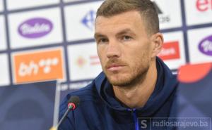 Edin Džeko odao počast ubijenim sarajevskim policajcima