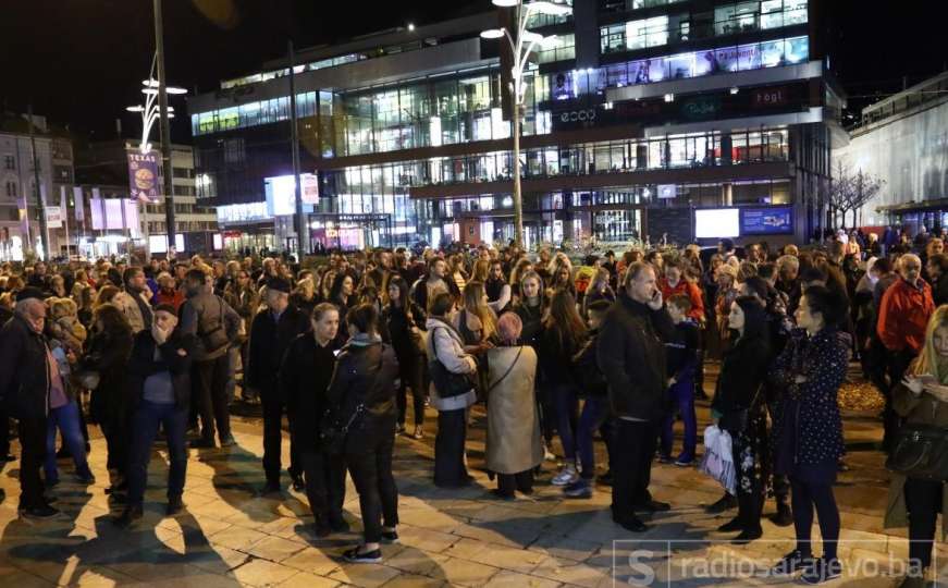 Više stotina građana okupilo se na skupu podrške policiji