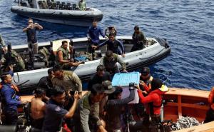 Indonezija: Pronađena crna kutija srušenog aviona