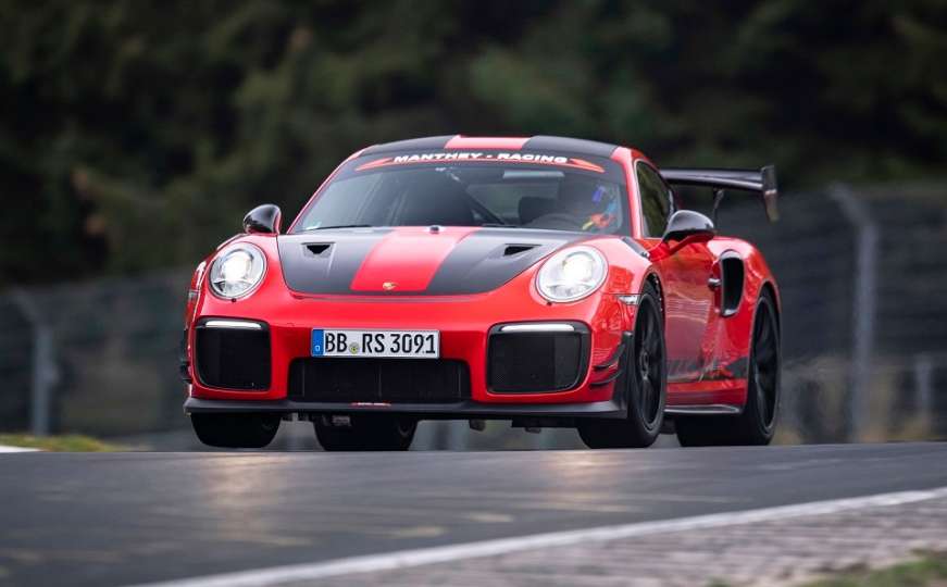 Porsche 911 GT2 RS MR: Najbrži cestovni automobil na Nürburgring Nordschleife