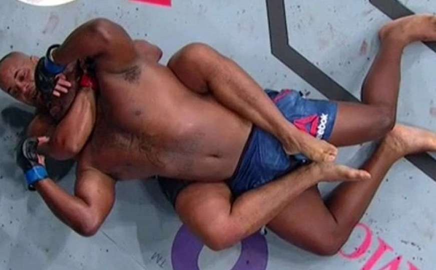 Daniel DC Cormier ugušio Derricka Lewisa i odbranio teškaški pojas UFC-a
