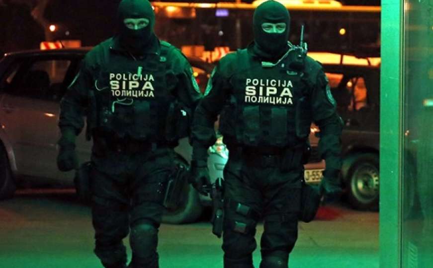 SIPA uhapsila osam osoba na području Sarajeva, Viteza i Zenice 
