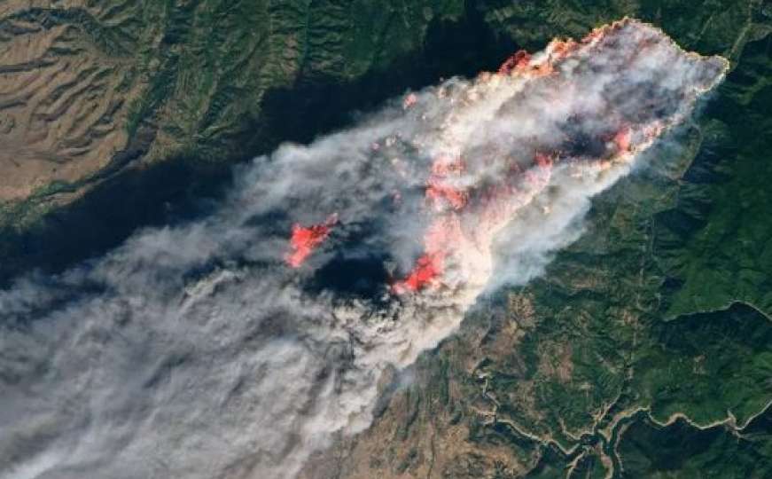 NASA objavila fotografije požara u Kaliforniji