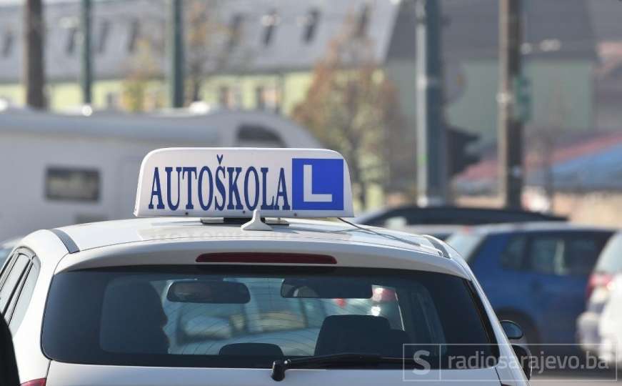 Uskoro skuplji vozački ispiti: Koliko će koštati časovi vožnje u BiH