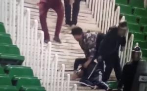 Sramota: Brutalnost alžirskog policajca nad navijačem šokirala svijet