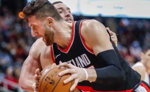 Nurkić će meč s Lakersima pamtiti po blokadi Jamesa, poraz nakon osam pobjeda