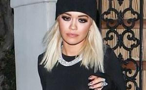 Šokirala je i paparazze i čitav svijet: Rita Ora bez grudnjaka u providnoj majici