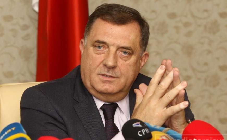 Dodik odlikovao ruskog izaslanika zbog zaštite Mladića