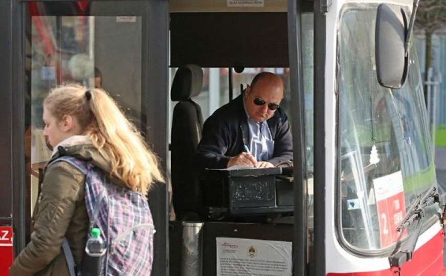 U Republici Srpskoj nema ko da vozi autobuse, jer su svi otišli u Njemačku