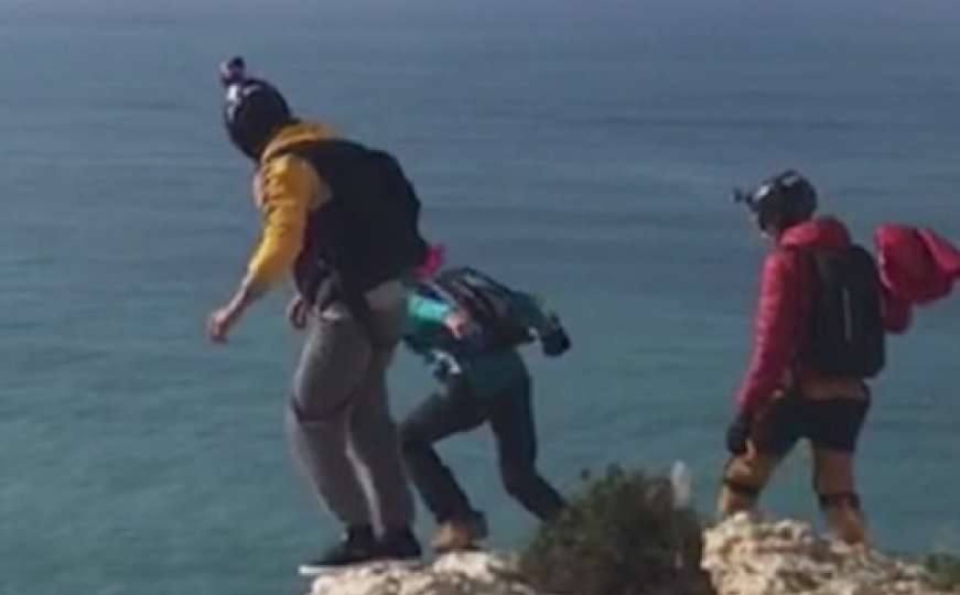 Uznemirujući snimak: Poginuo pri skoku s litice jer mu se nije otvorio padobran