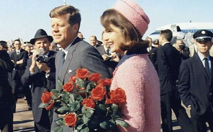 Jackie Kennedy: Tužni ružičasti kostim koji je obilježio historiju