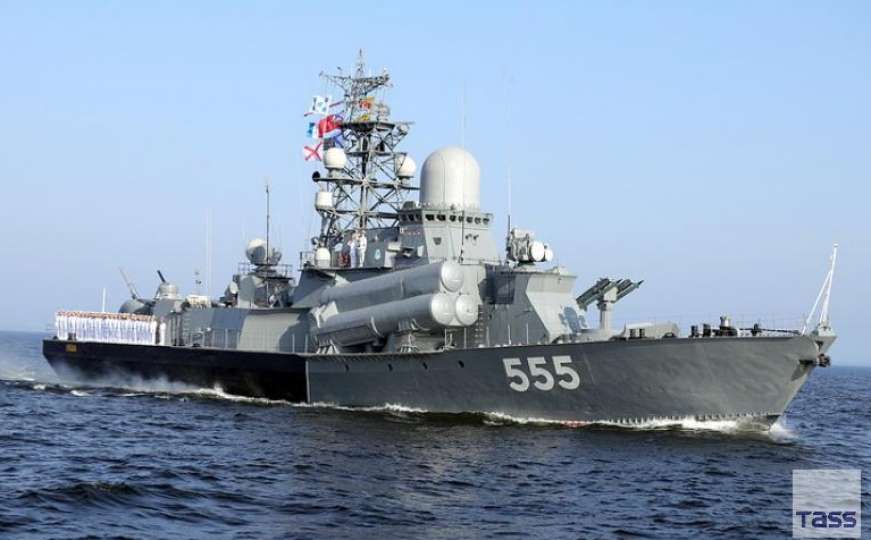 Rusija zapucala na ukrajinske ratne brodove
