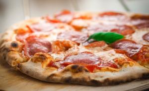 Počastite se danas: Najbolji recept za savršenu domaću pizzu