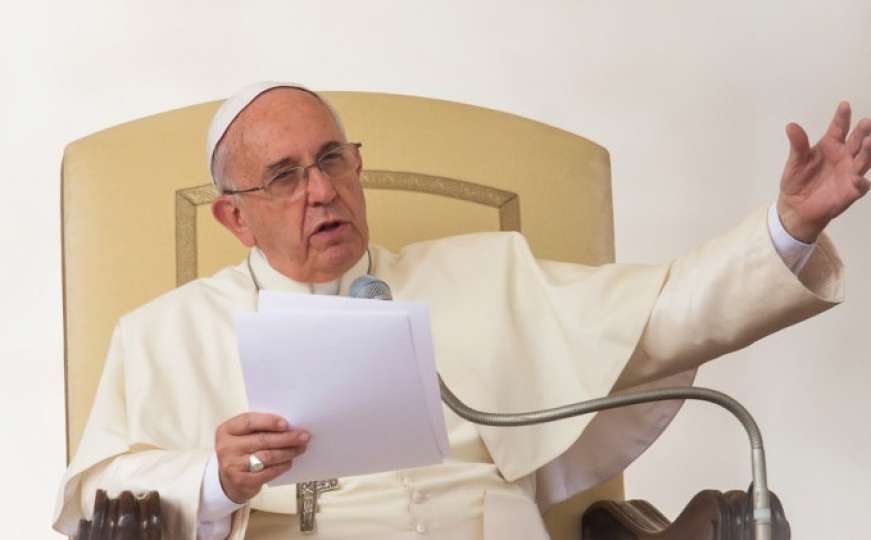Papi Franji nije trebala ova izjava: Veliki skandal potresa Katoličku crkvu