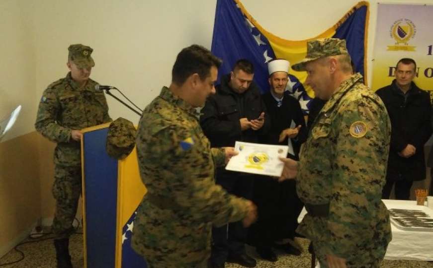 Dan Oružanih snaga BiH obilježena svečanosti u kasarni Kosova
