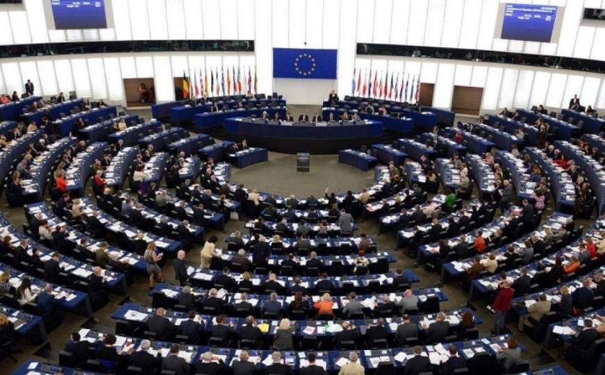 Evropski parlament: Srbija kritikovana zbog Srebrenice