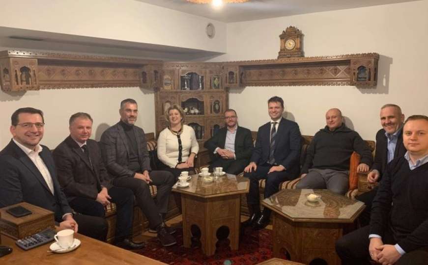 Ambasadori zemalja iz regije posjetili Islamsku zajednicu Bošnjaka u Norveškoj